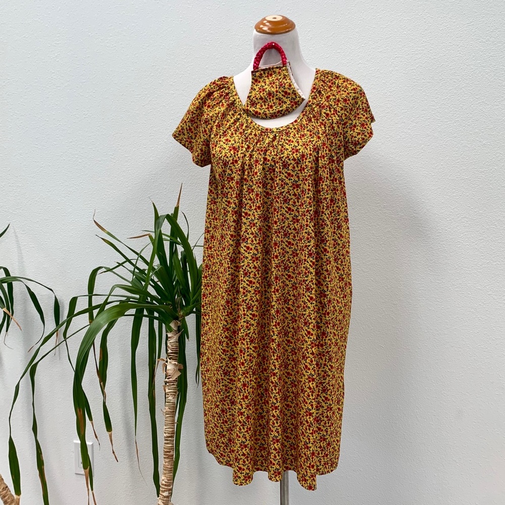 VTG 1970s Ditsy Floral Mini Dress with Face Mask - Picture 9 of 11